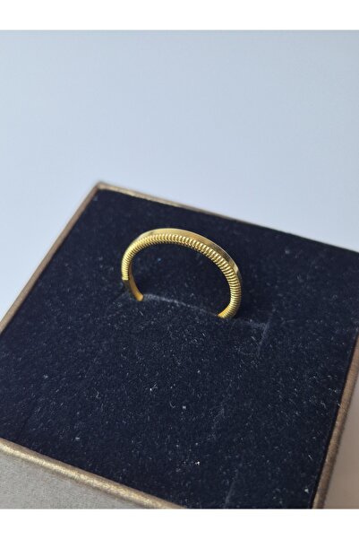 Altınkesesi 8 Ayar Altın Ajda Yüzük