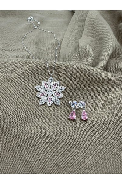 SURA SILVER SULTAN YILDIZI MODEL 925 AYAR RODYUM GÜMÜŞ SET (KOLYE VE KÜPE)