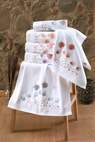 Fiesta Asude White Velvet 3D бродерия в кутия 50x90 cm 100% памук