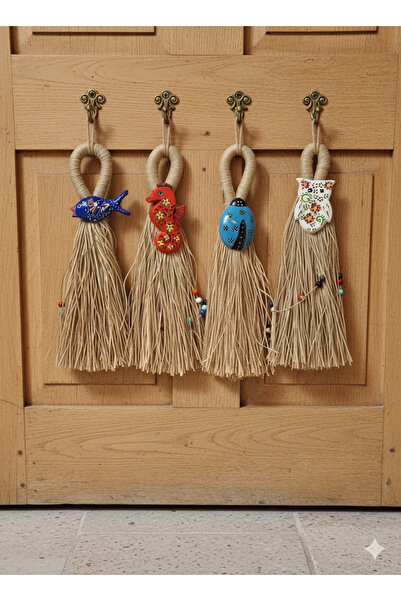 moda marifet زخرفة باب على شكل مكنسة كهربائية (يتم شحنها بشكل عشوائي)