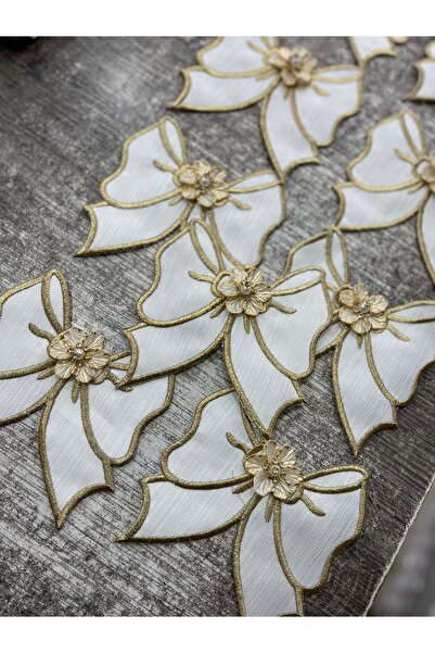 Hediye Köşkü 6lı Fiyonklu Çiçek Broşlu Dantelli Lüks Peçetelik