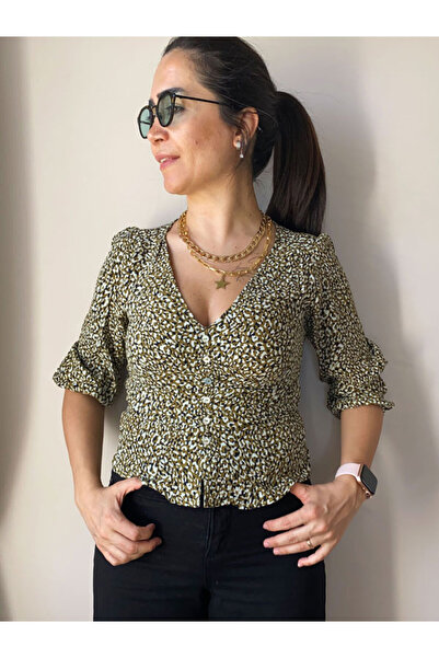 Burcu Özpıranga Leopar Desen Bluz