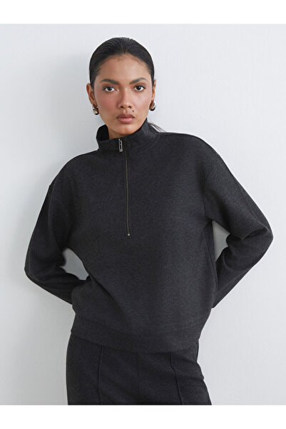 LC Waikiki Rmz Gi̇yi̇m Farkiyla Hakim Roba Collar Embroidered Soft Touch Wome...