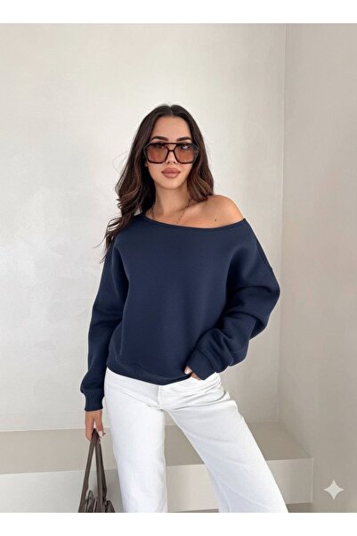 Gülümse boutique Kadın Siyah Kayık Yaka Düşük Omuz Oversize Sweatshirt