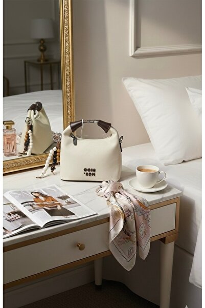 LUMY Elegant beige modern bag