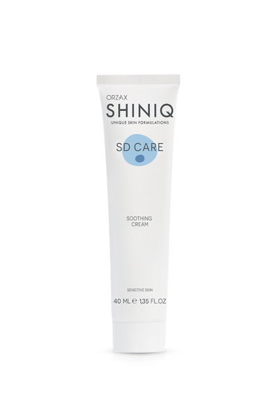 SHINIQ Moisturizing Care Cream That Helps Lighten Oily Skin and Prevent Flaki...