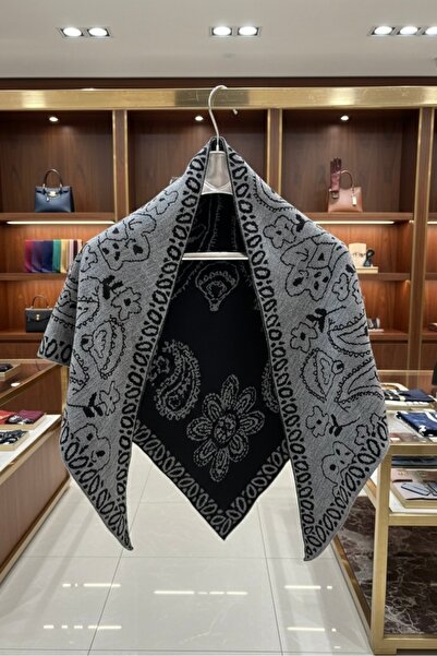 stravis Gray Ethnic Patterned Triangle Shoulder Shawl