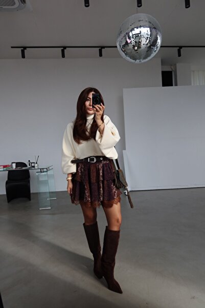 Özge Özgenç Kat Kat Altı Dantelli Premium Mini Etek