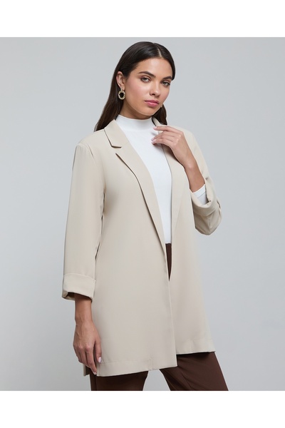 R&B جاكيت سادة بياقة مدببة وأكمام ثلاثة أرباع