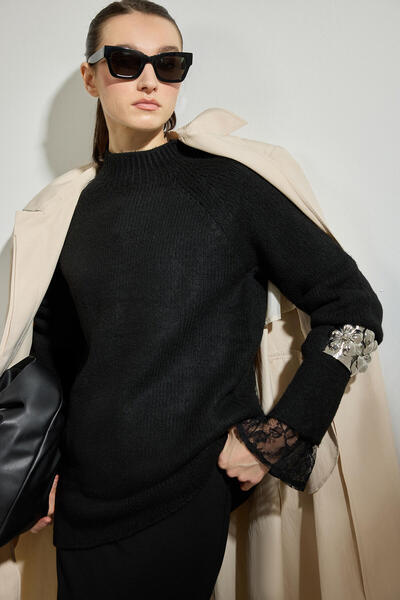 Touché Privé Stand Collar Knitwear Pullover