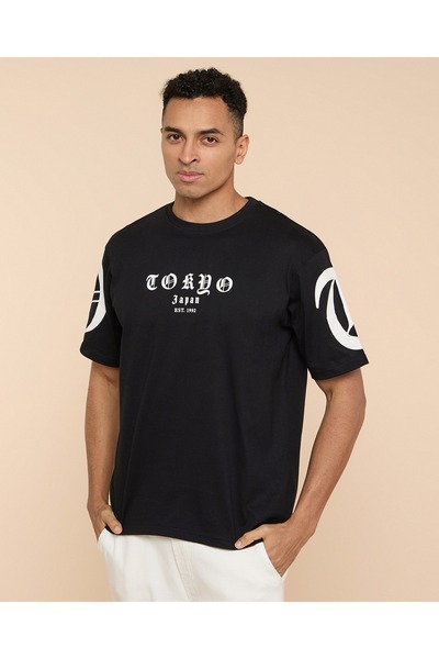 R&B تي شيرت مطبوع برقبة دائرية وأكمام قصيرة