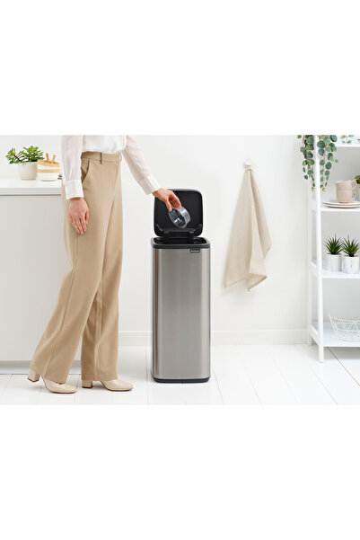 Brabantia BO MATT STEEL FPP DOKUNMATİK ÇÖP KUTUSU 30L
