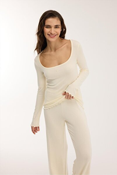 Jaya Viskon Kare Yaka Uzun Kollu Pijama Takımı / Ekru