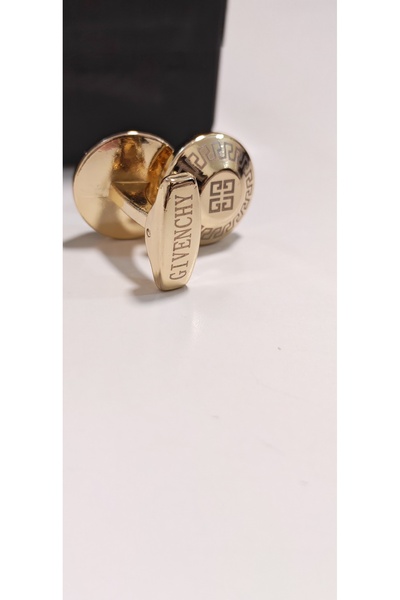 Mnarat Alfanar Gold cufflinks with a 4G logo design and classic Greek pattern