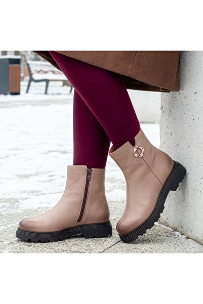 Modlet.ro Women's beige boots with metallic details and zipper made of leathe...