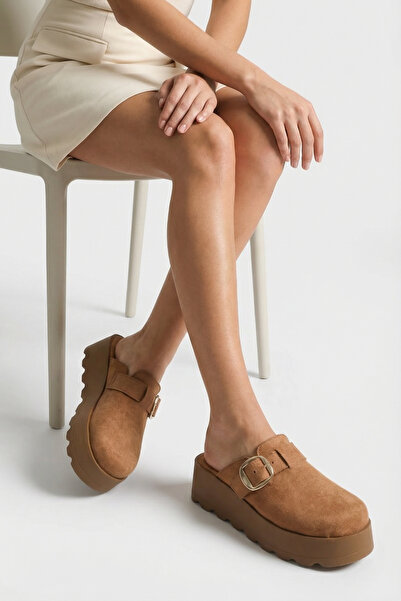 Capone Outfitters Minette Furry Suede Look Women's Sabo