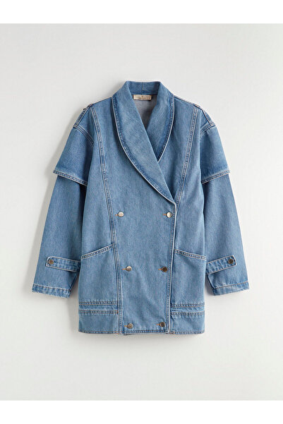 LC Waikiki جاكيت جينز نسائي من إندجو كي بأزرار على الجهتين بياقة