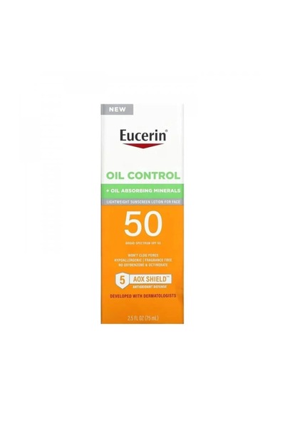 Eucerin واقي شمس خفيف الوزن للبشرة الصافية بعامل حماية 50.
