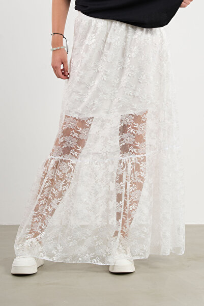 HANIQA Lace Skirt |   E25232