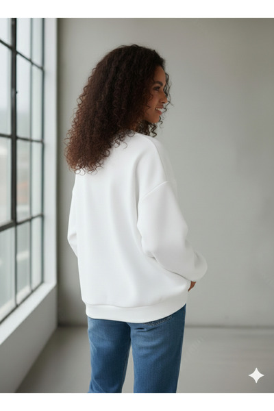 FUWEAR Beyaz Renk V Yaka Oversize Sweatshirt