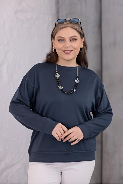 Siyezen Plus Size Crew Neck Basic Sweatshirt