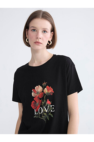 LC Waikiki Rmz Gi̇yi̇m Farkiyla Zero Roba Collar Floral Women's T-Shirt