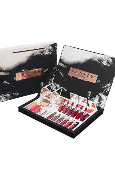 fanity A complete makeup set for an elegant and attractive look.