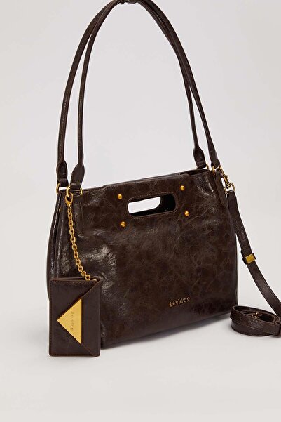 Levidor Envelope Charm Detailed Shoulder Bag