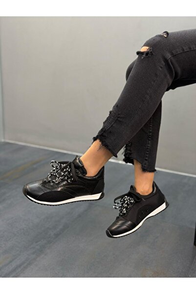 DİVA Μαύρα γυναικεία αθλητικά παπούτσια MİLEA με κορδόνια