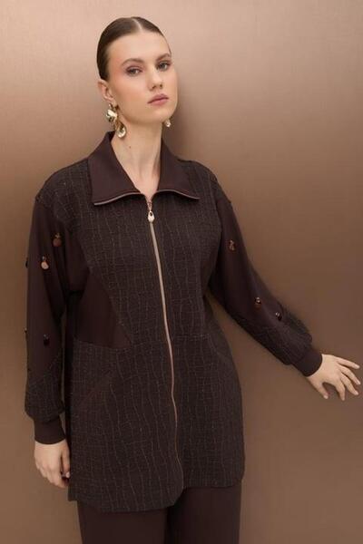 MÜSEMMA ELÇİN Büyük Beden Pul Detaylı Fermuarlı Pantolonlu Takım - KAHVERENGİ