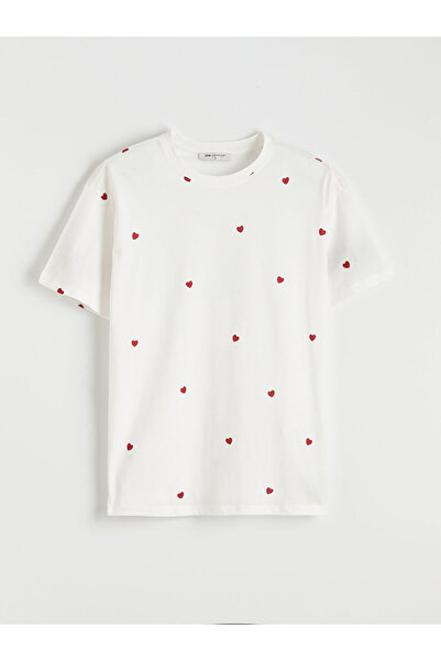 LC Waikiki Λευκό γυναικείο μπλουζάκι με λαιμόκοψη ποδηλάτου Heart Με σχέδιο