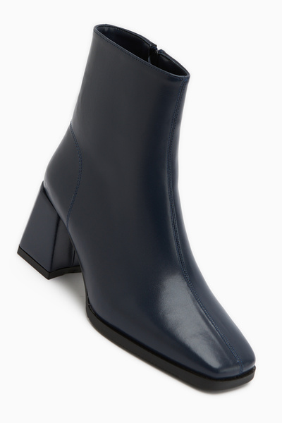 Limoya Margot Navy Blue Blunt Toe Heeled Women's Boots