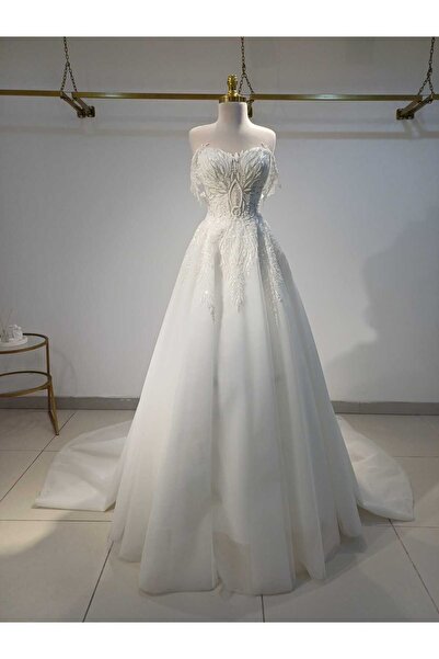 Zöhra avcı gelinlik ve moda MOONLİGHT