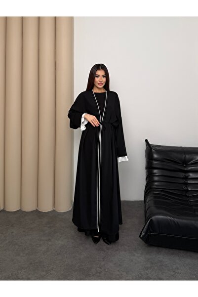 Asadia Beyaz Biye Detaylı Kol Ucu Fırfırlı Abaya