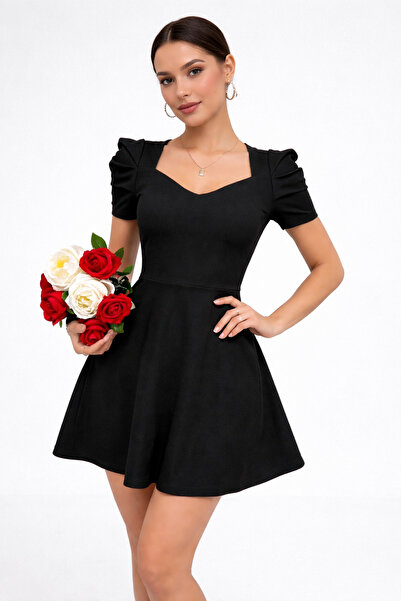 Masspera Kalp Yaka Kısa Kollu Kloş Mini İthal Krep Elbise