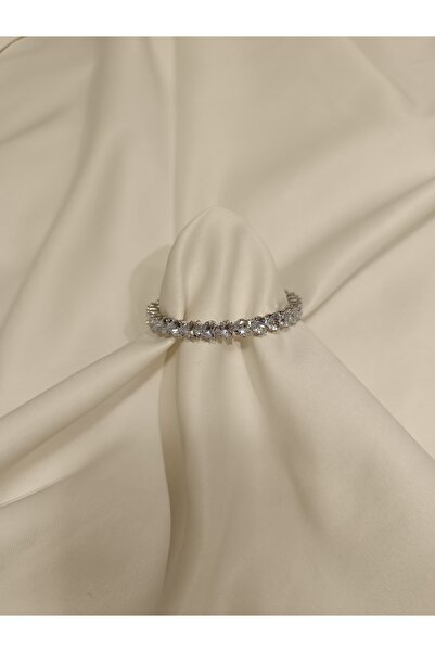 Tuğba Takı Kalpli Su Yolu Çelik Esnek Kelepçe Bileklik