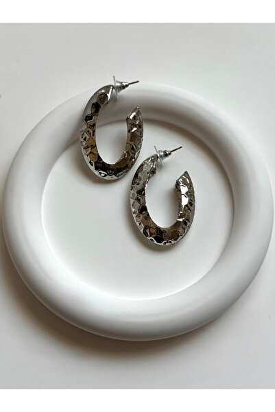 FIERA JEWELRY أقراط نسائية فضية اللون بنمط بيضاوي