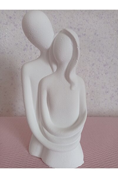 Bernami تمثال بيرنتس للعشاق المحبين والمتعانقين مع بعضهم البعض