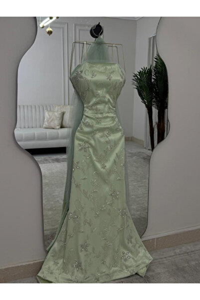 Elora فستان لوميـرا الفاخر بالتطريز الناعم