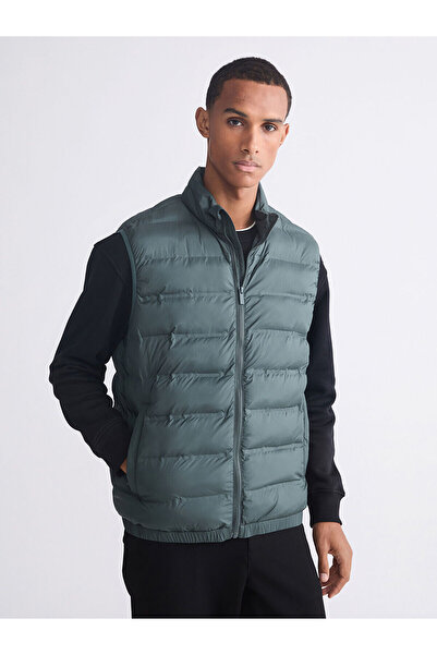 LC Waikiki LCW Vision Standard Fit Stand Collar Men's Inflatable Vest