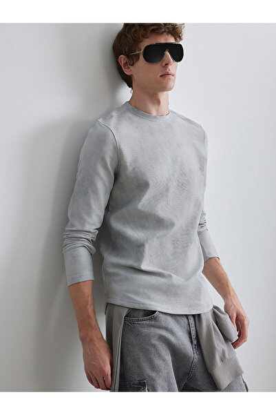 LC Waikiki RMZ GİYİM ΠΡΟΣΦΟΡΕΣ ΤΗΣ ΣΕΖΟΝΗΣ Γκρι ανδρικό φούτερ με λαιμόκοψη π...