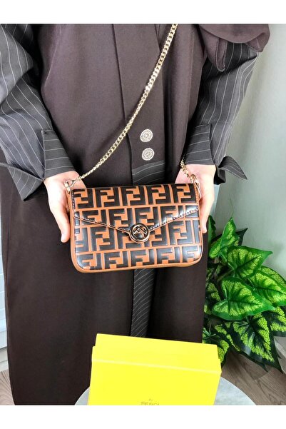 GGGG Bags with their accessories