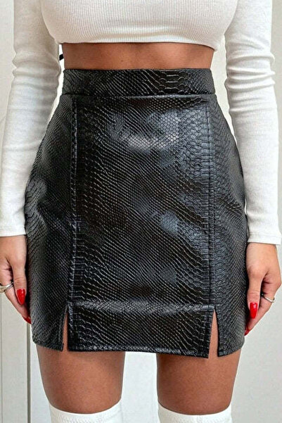 StreetWear Outlet Fustă scurtă, piele ecologică, talie înaltă, tiv despicat