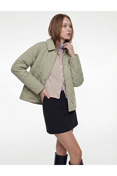 Koton Classic Collar Snap Button Pocketed Oversized Quilted Jacket