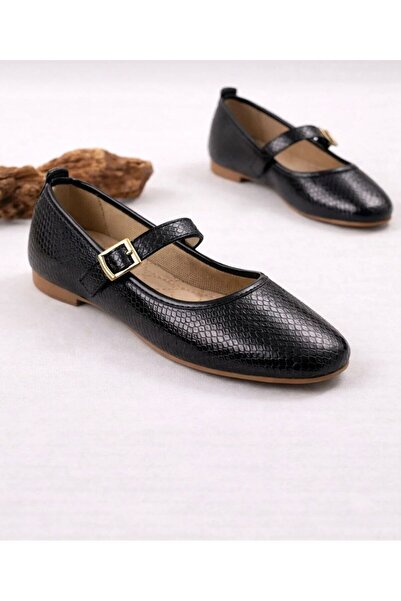 Beyond Balerini Mary Jane din piele lacuită neagră, cu cataramă elegantă, cu ...