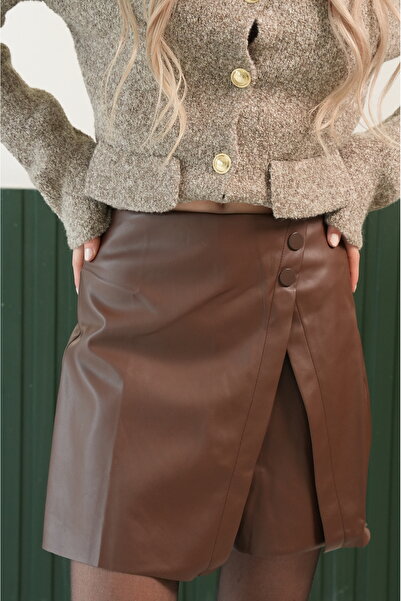 boutich DÜĞME DETAYLI KAHVERENGİ DERİ MİNİ ŞORT ETEK