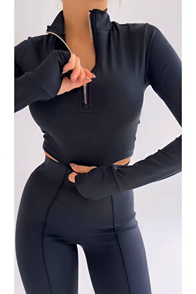 Pretty Set consisting of blouse and tights