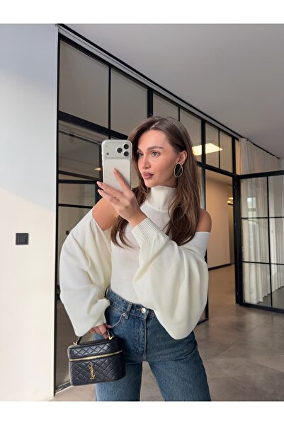 BB Bensu Buyruk BOLEROLU İKİLİ TRİKO TAKIM EKRU