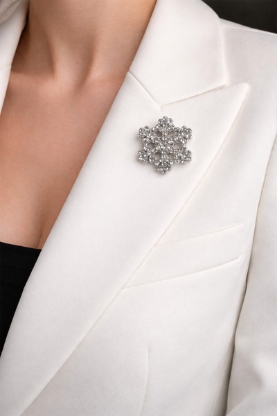 Modex Taş Detay Çivili Minimal Kar Tanesi Broş (2cm)