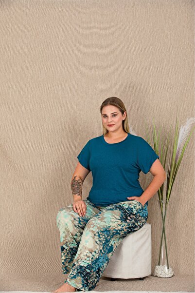 Lady Lingerie طقم بيجامة نسائية بأكمام قصيرة وياقة دائرية ونقشة كبيرة الحجم